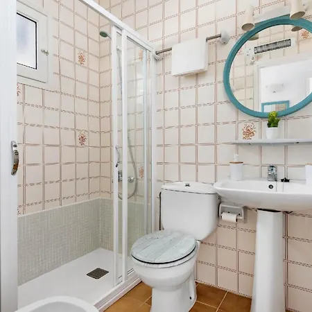 Ferienwohnung Fuer 4 Personen Ca 68 Qm In Cala'n Blanes, Menorca Westkueste Von Menorca Apartamento *